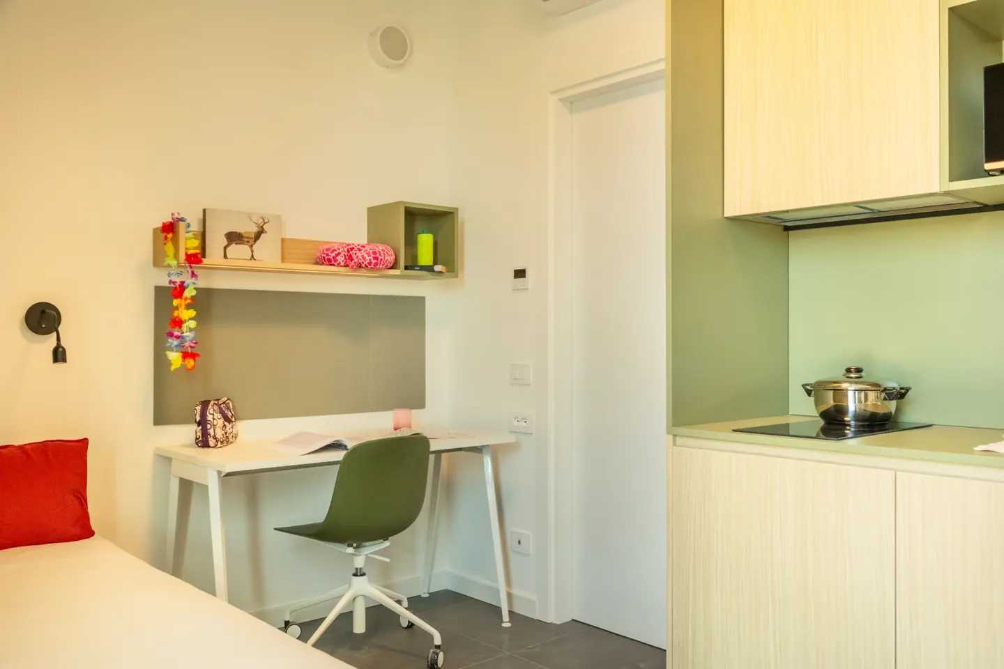 Studio Premium With Balcony - 1
