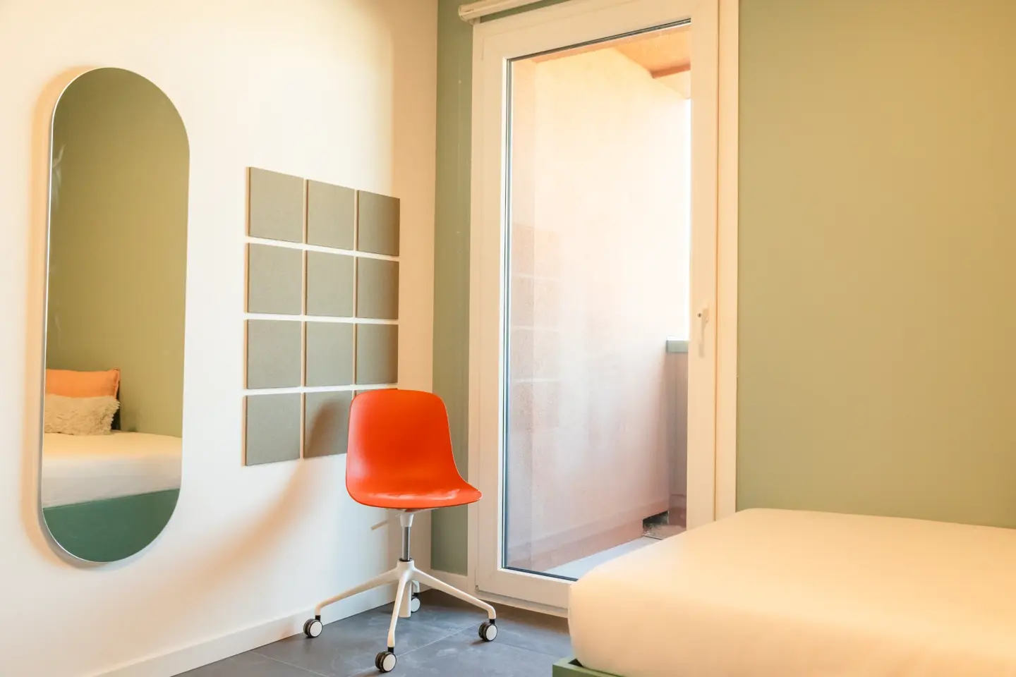 Studio Smart With Balcony - 3