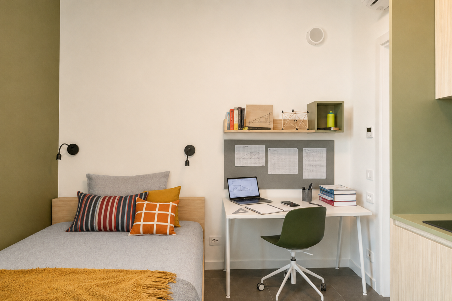 Studio Premium With Large Bed - 1