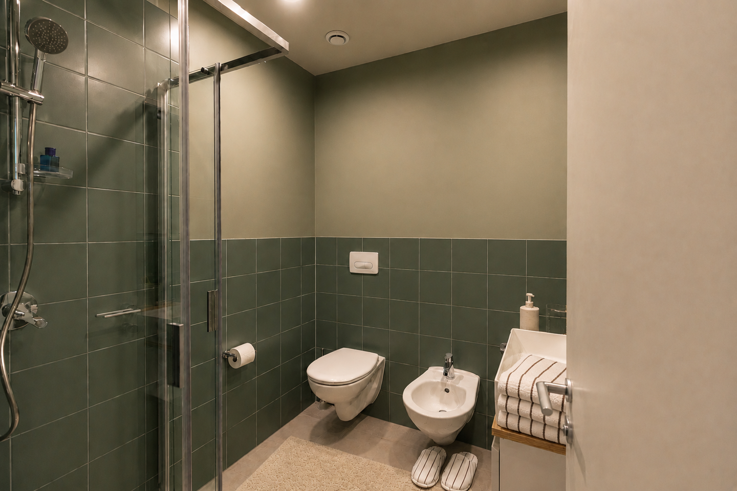 Studio Premium With Large Bed - 3