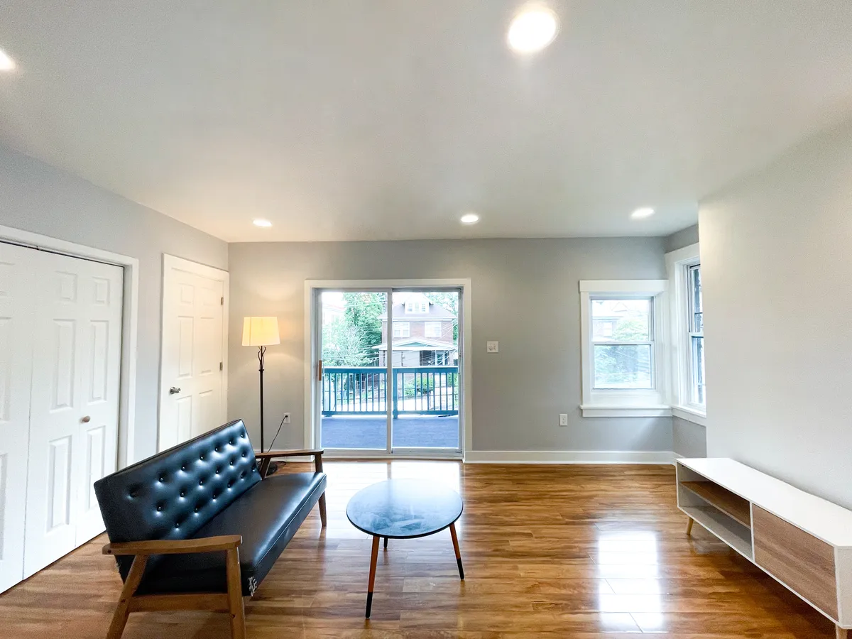  3 Beds 1 Bath - 1000 Sqft  -  2353-2355 Tilbury Ave  - Gallery -  2