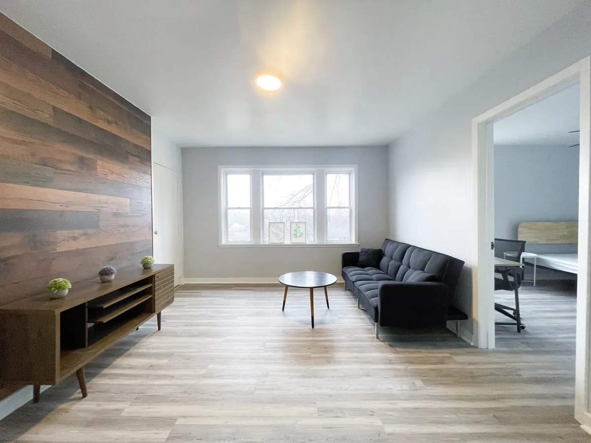  Apt 3  -  5735 - 5737 Hobart St, Pittsburgh, PA 15217  - Gallery -  9