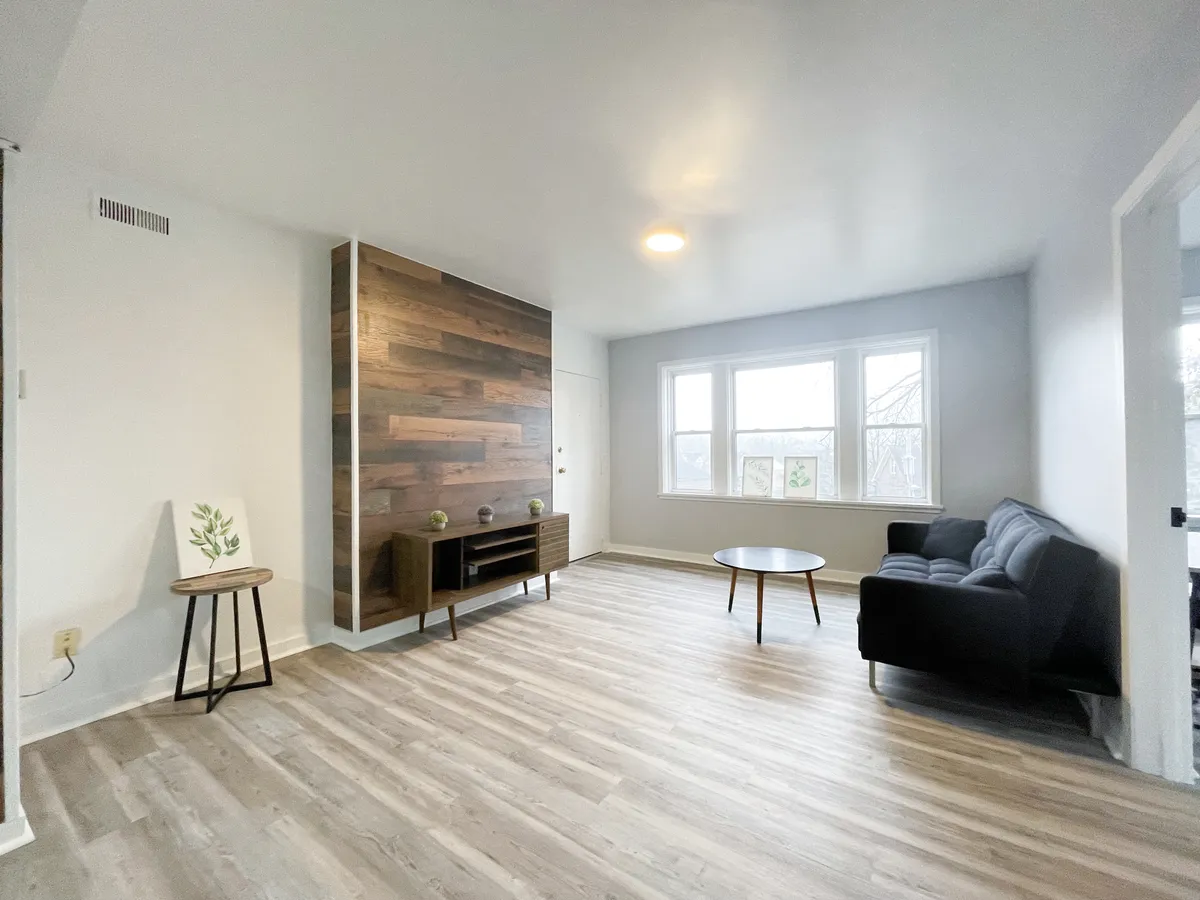  Apt 3  -  5735 - 5737 Hobart St, Pittsburgh, PA 15217  - Gallery -  11