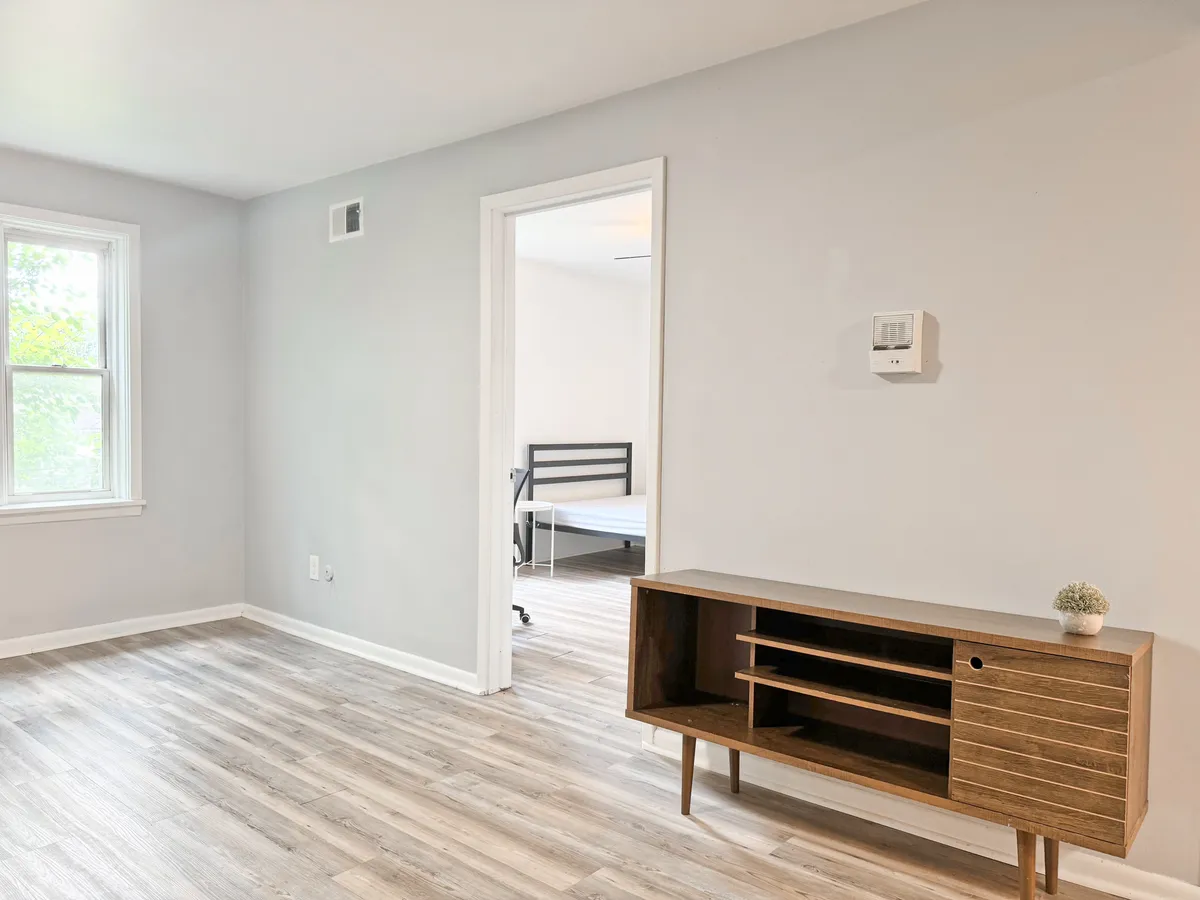  Apt 1  -  5735 - 5737 Hobart St, Pittsburgh, PA 15217  - Gallery -  17