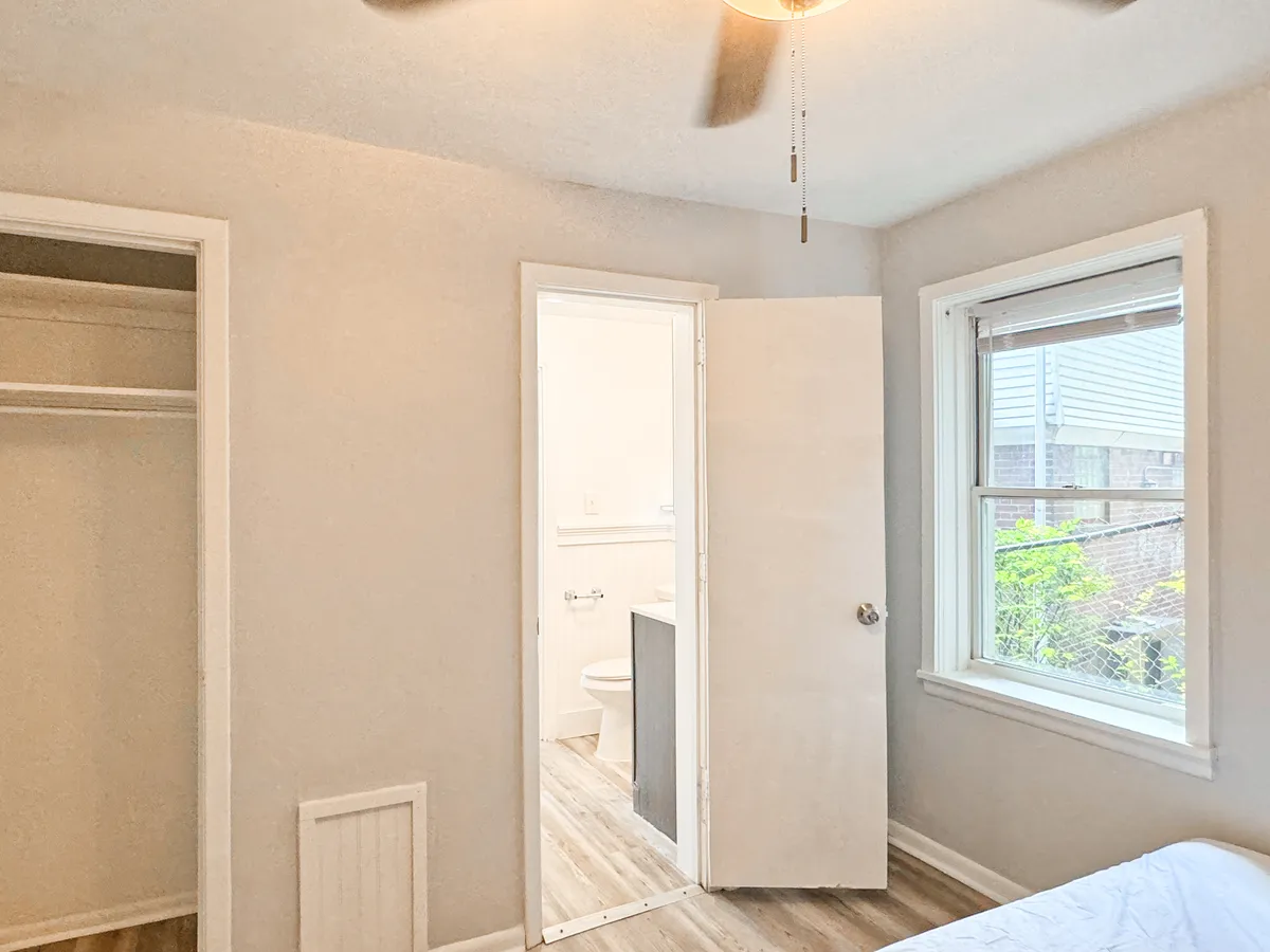  Apt 1  -  5735 - 5737 Hobart St, Pittsburgh, PA 15217  - Gallery -  3