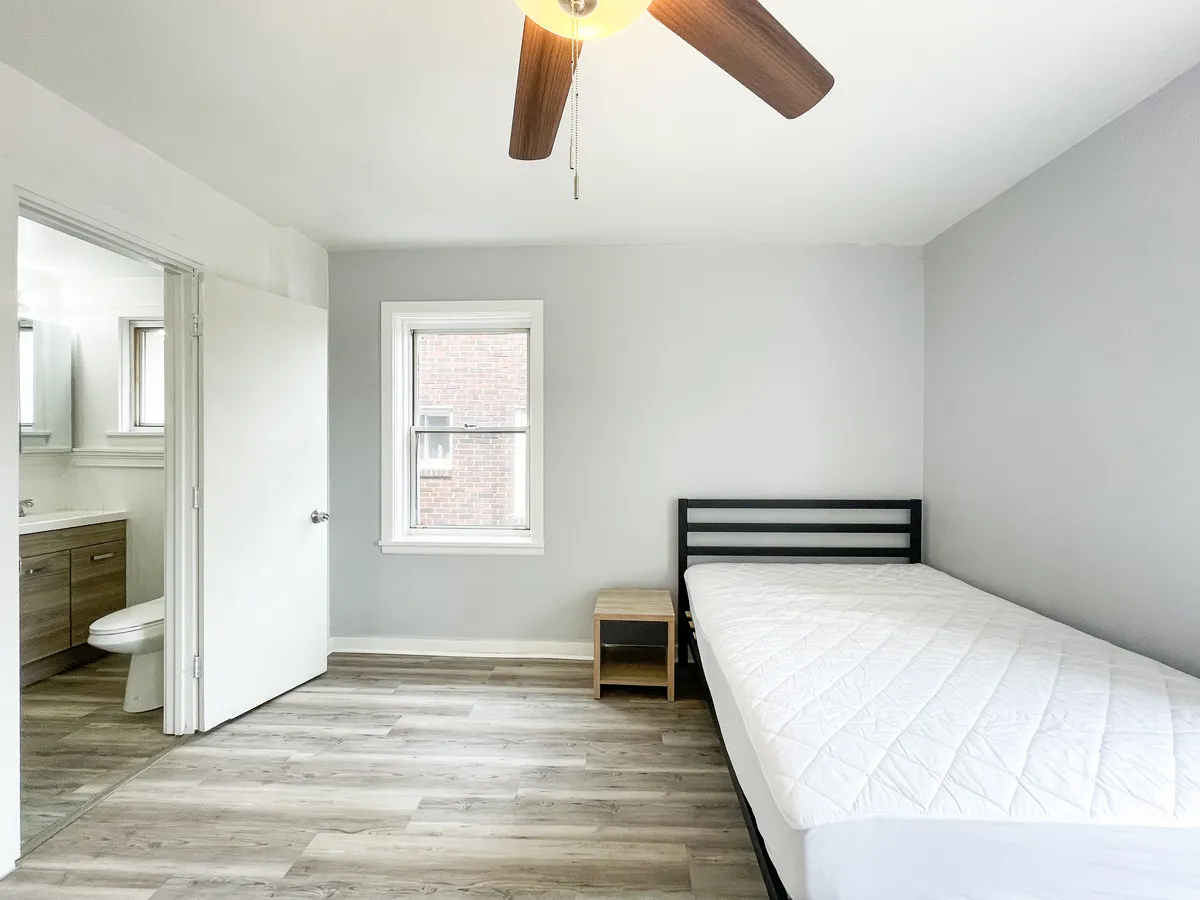  Apt 4  -  5735 - 5737 Hobart St, Pittsburgh, PA 15217  - Gallery -  7
