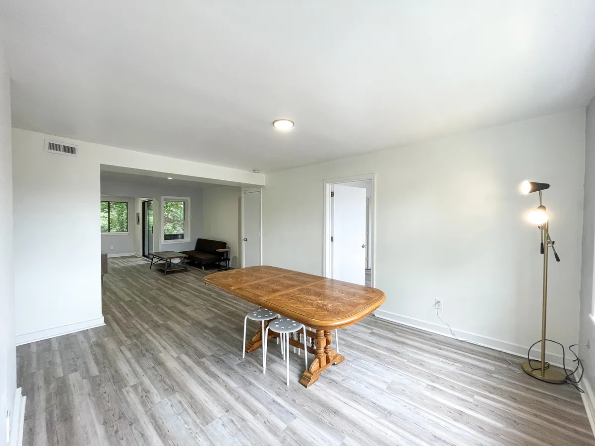  Apt 4  -  5735 - 5737 Hobart St, Pittsburgh, PA 15217  - Gallery -  22