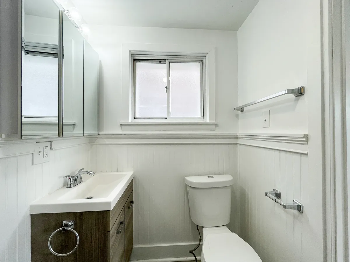  Apt 4  -  5735 - 5737 Hobart St, Pittsburgh, PA 15217  - Gallery -  5