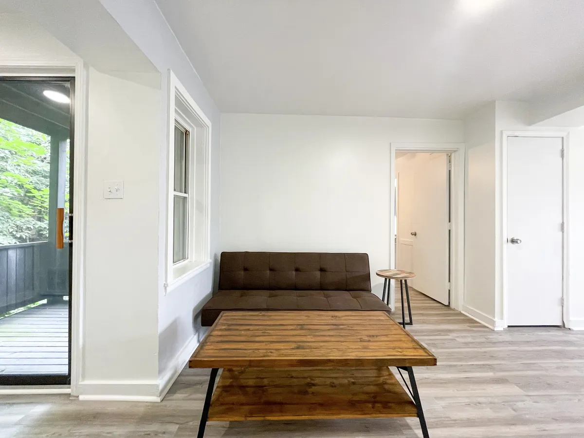  Apt 4  -  5735 - 5737 Hobart St, Pittsburgh, PA 15217  - Gallery -  16