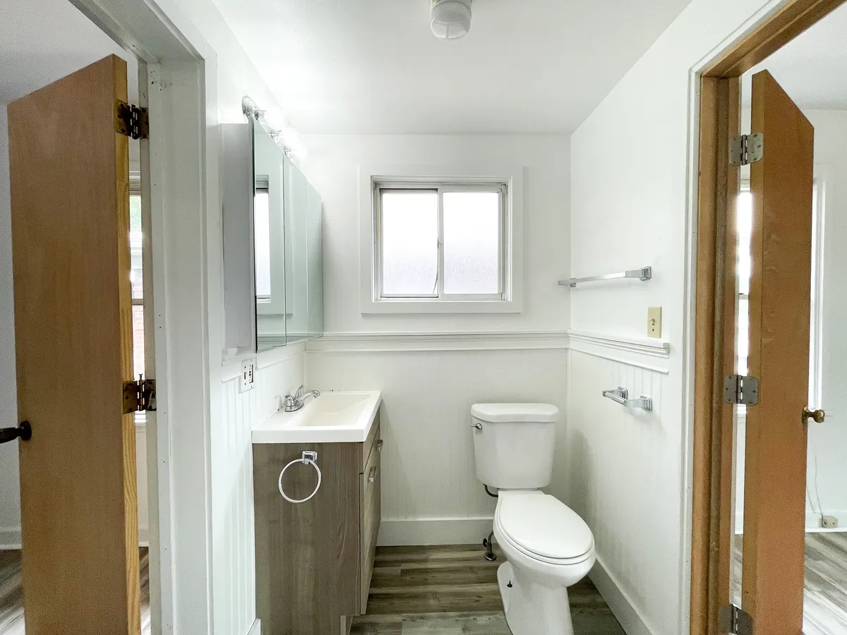  Apt 6  -  5735 - 5737 Hobart St, Pittsburgh, PA 15217  - Gallery -  7