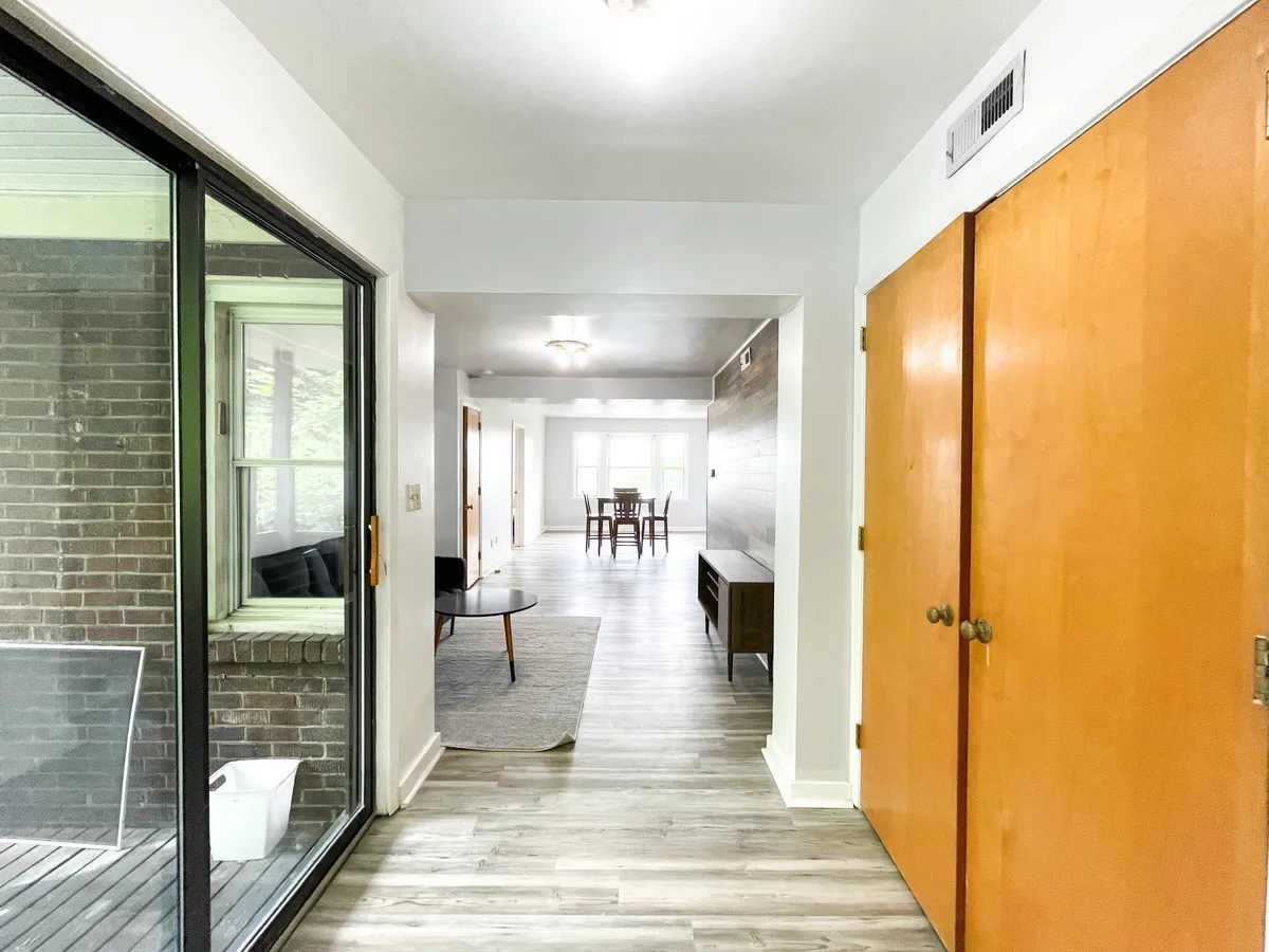  Apt 6  -  5735 - 5737 Hobart St, Pittsburgh, PA 15217  - Gallery -  21