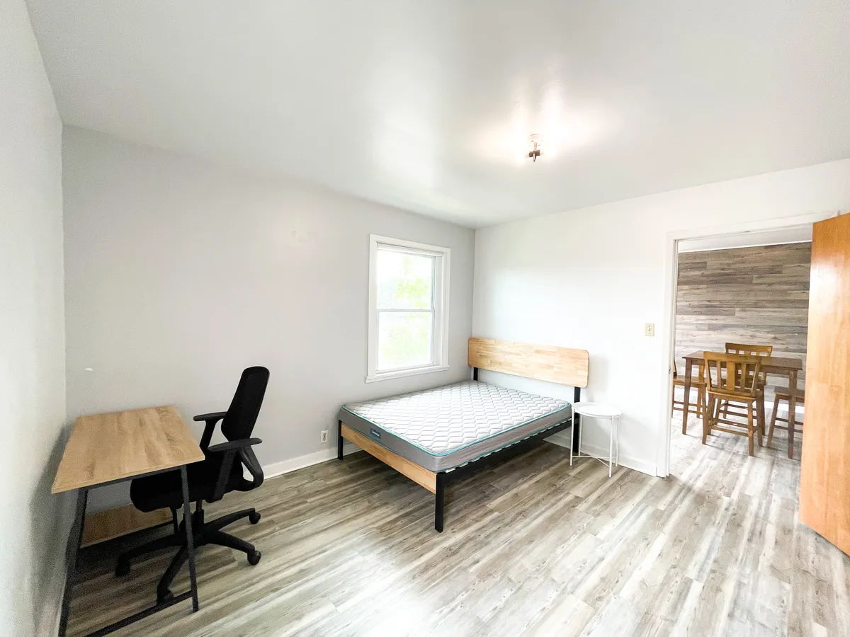  Apt 6  -  5735 - 5737 Hobart St, Pittsburgh, PA 15217  - Gallery -  20