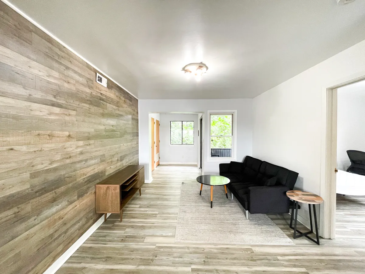  Apt 6  -  5735 - 5737 Hobart St, Pittsburgh, PA 15217  - Gallery -  22