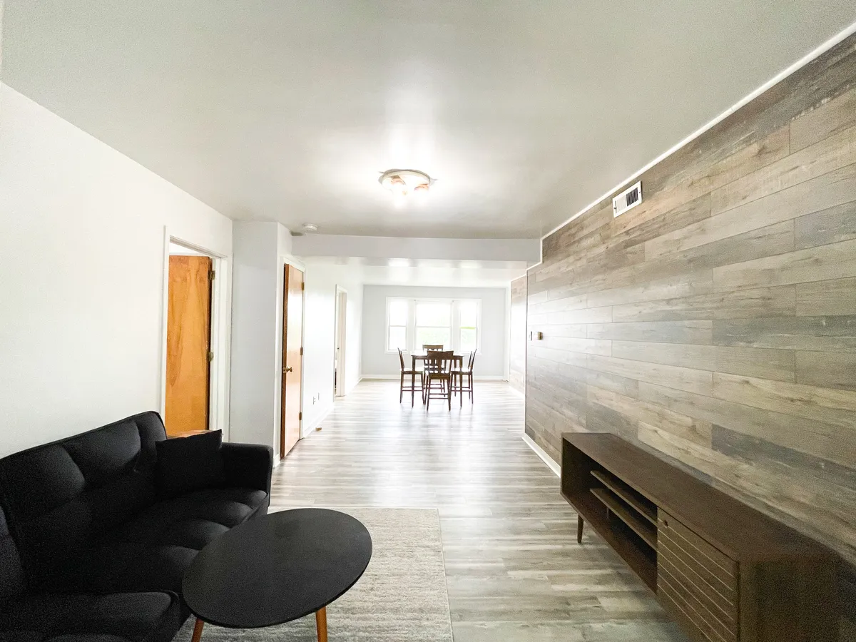  Apt 6  -  5735 - 5737 Hobart St, Pittsburgh, PA 15217  - Gallery -  14