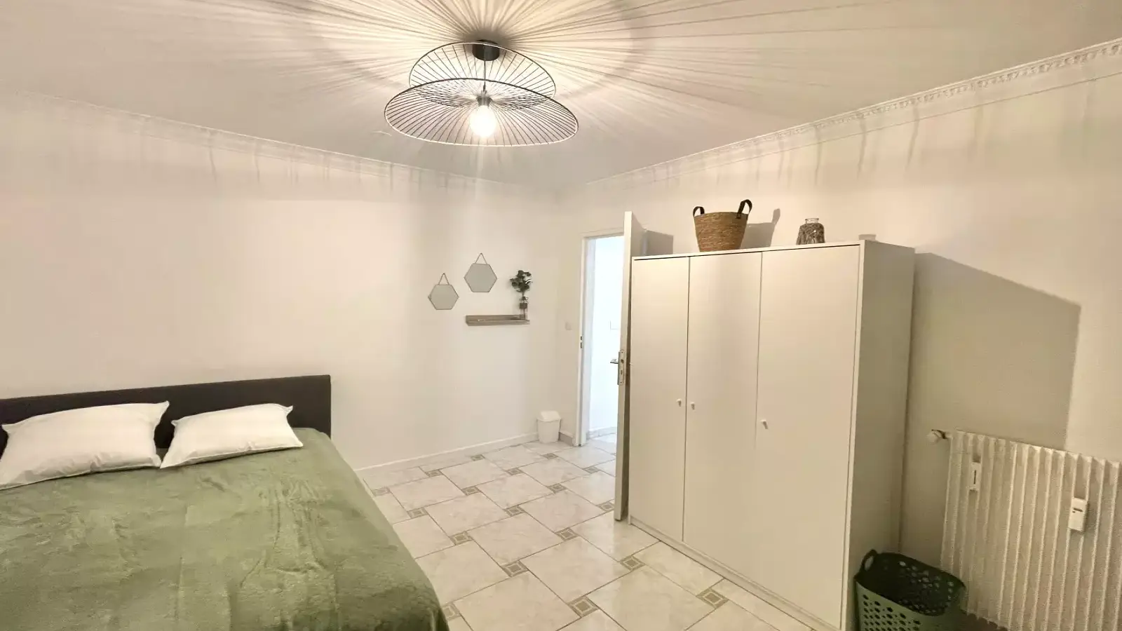 Bedroom 1 - Room in a shared 5-bedroom flat for rent in Compiègne - Gallery - 11