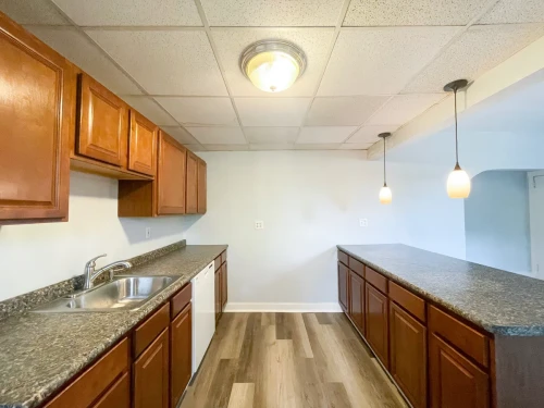 5725-5727 Phillips Ave - Gallery - 10