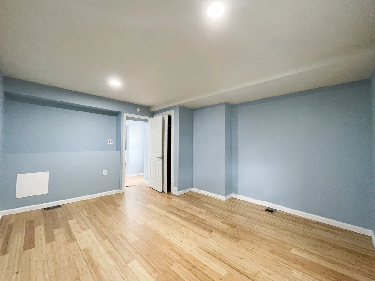  1 Bed 1 Bath  -  15 Welsford St  - Gallery -  7