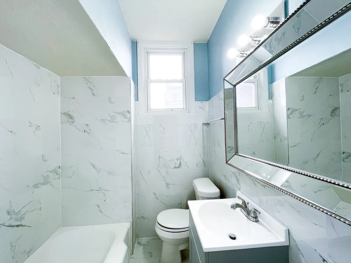  1 Bed 1 Bath  -  15 Welsford St  - Gallery -  6