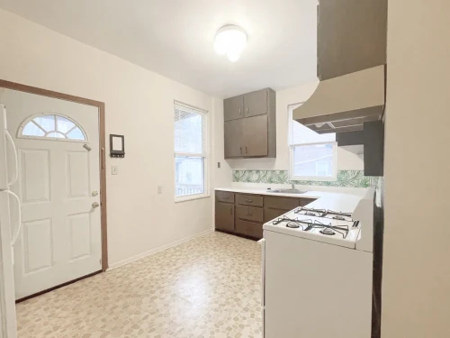 3555 Beechwood Blvd - Gallery - 8