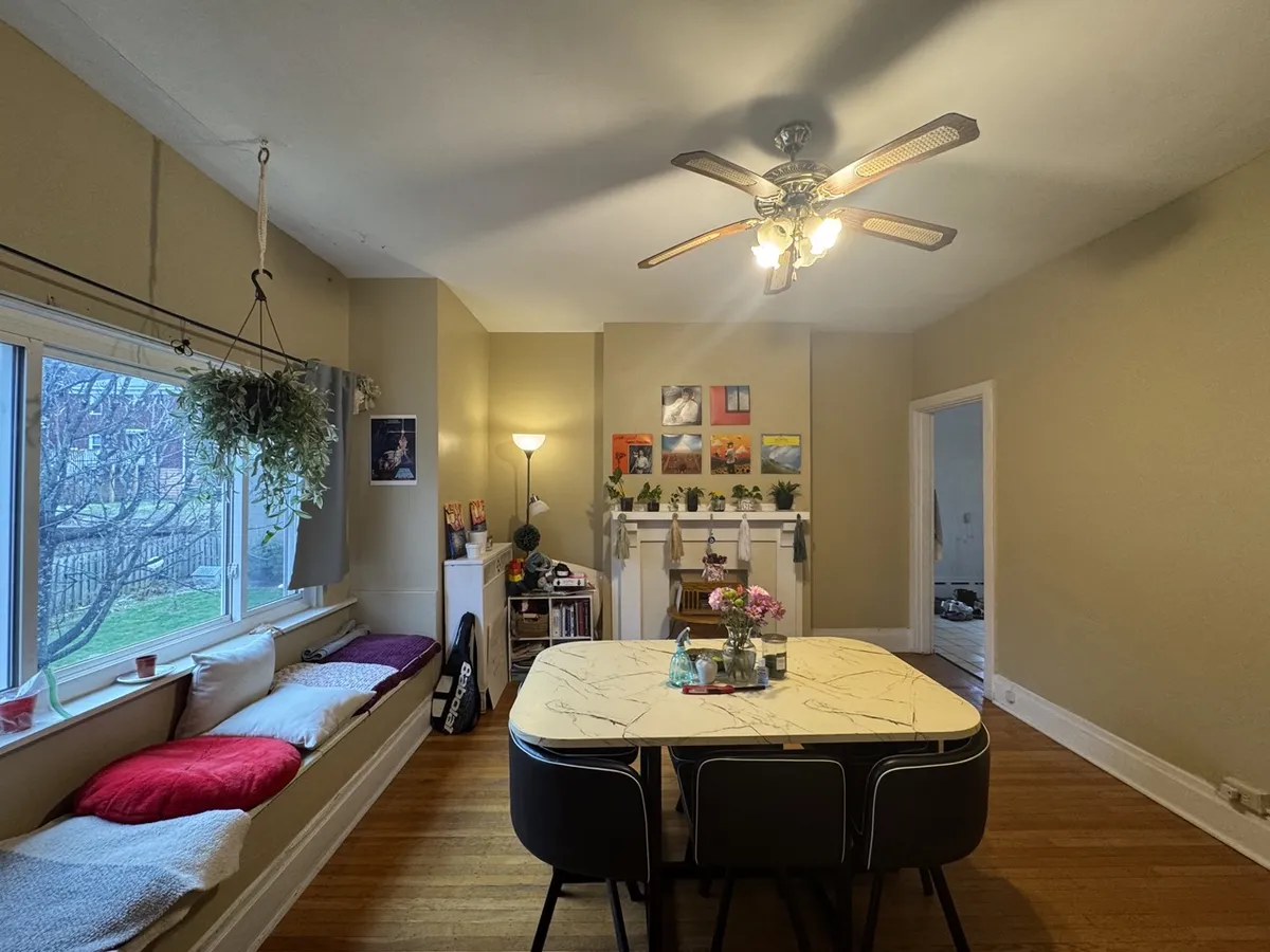  2 Beds 1 Bath (FL2)  -  3555 Beechwood Blvd  - Gallery -  7