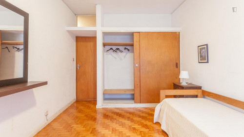 Single bedroom in Ramalde - Gallery - 14