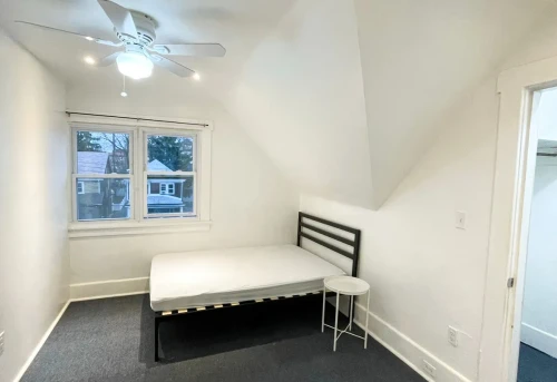 5818 Hobart St  - Gallery -  5