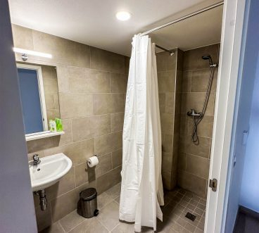 Twin Room Cluster Private Bathroom - Cluster - 4