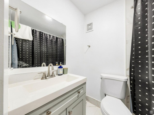 Fully Furnished Serviced Apartments w/ Utilities, Wi-Fi & Weekly Housekeeping Apartment