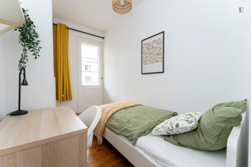 Very bright single bedroom in Adlershof