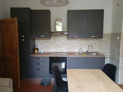 Spacious double bedroom with balcony very close to the Università di Perugia - Gallery - 6