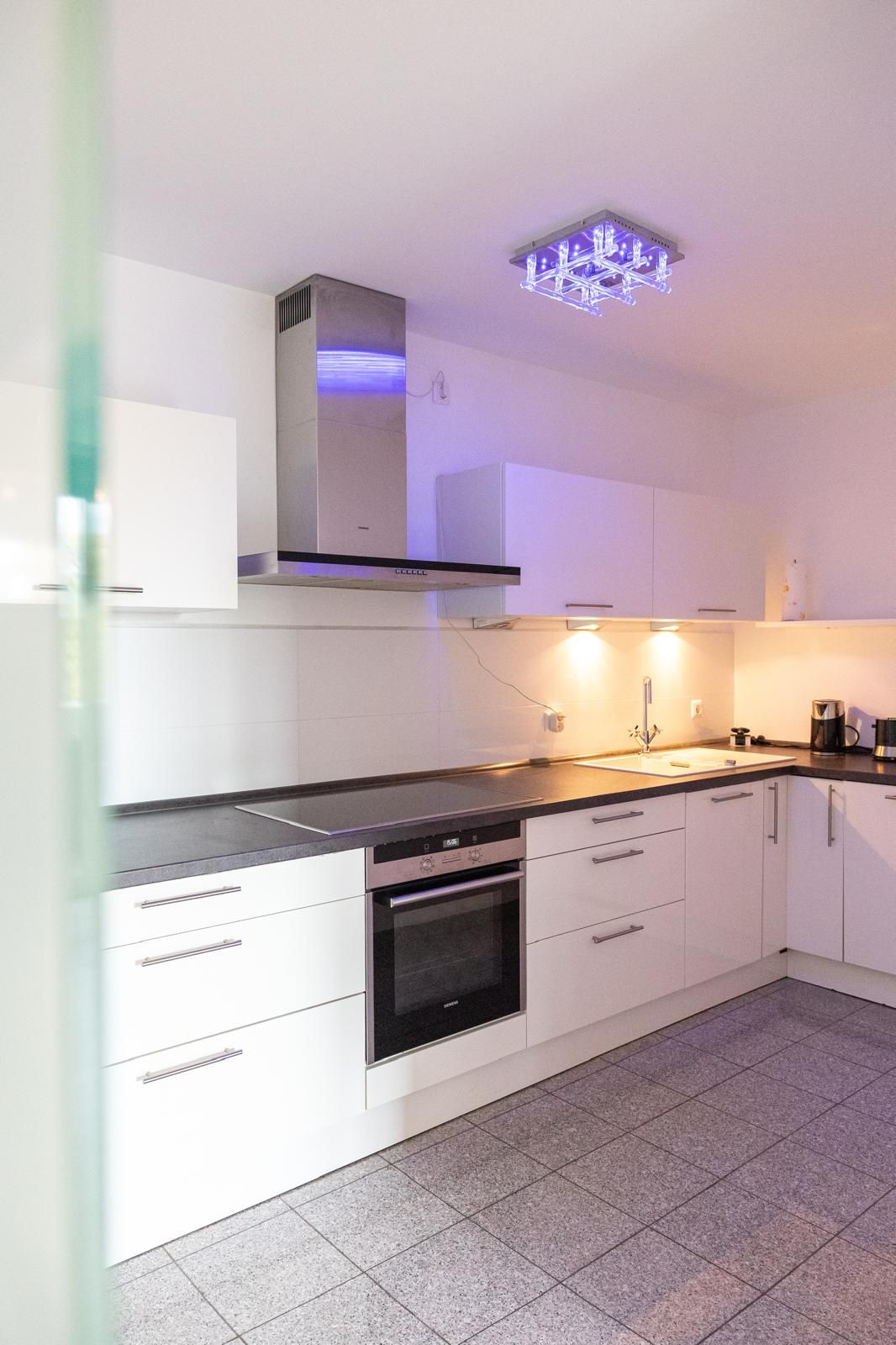 Centrally Located Flat Near The S-Bahn - 22