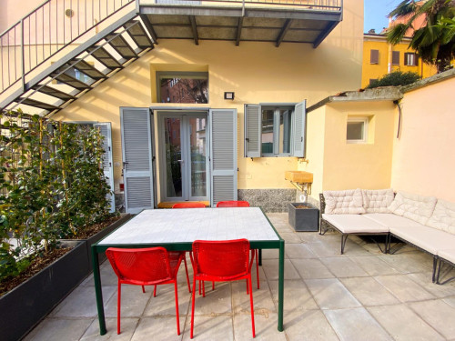 1-bedroom apartment, with outdoor area