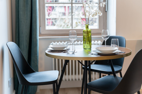 Quiet and yet in the middle of life! fully equipped, perfectly connected, arrive relaxed and live superbly.