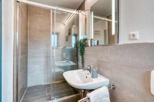 Spacious loft located in Kiefersfelden - Gallery - 8