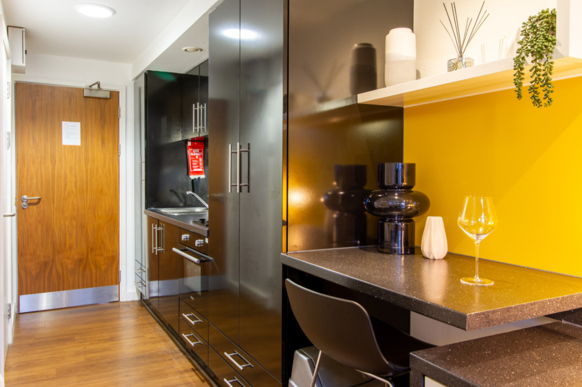  Silver Studio  -  Bowman House  - Gallery -  2