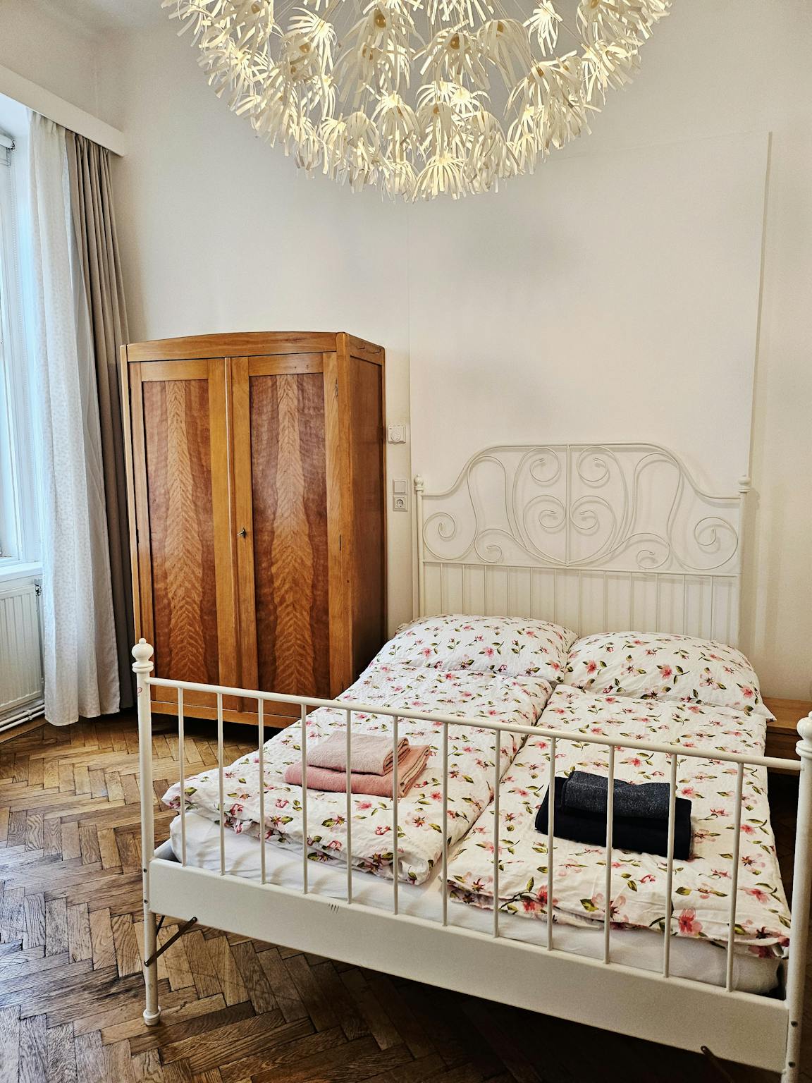  Entire Place  -  Währinger Gürtel, Vienna  - Gallery -  2