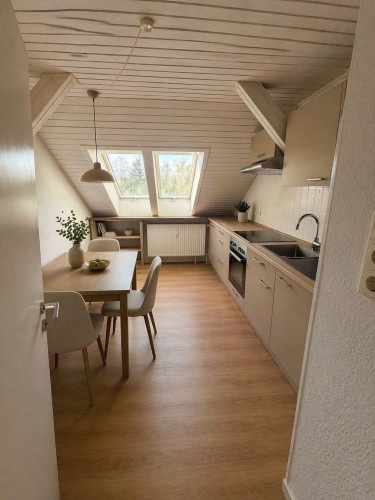 Quiet top-floor apartment with large garden in Hildesheim  - Gallery -  5