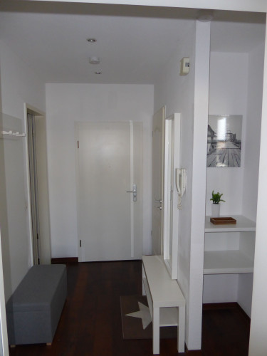 A 75-square-meter, fully equipped apartment with charm in a historic building from the Wilhelminian era