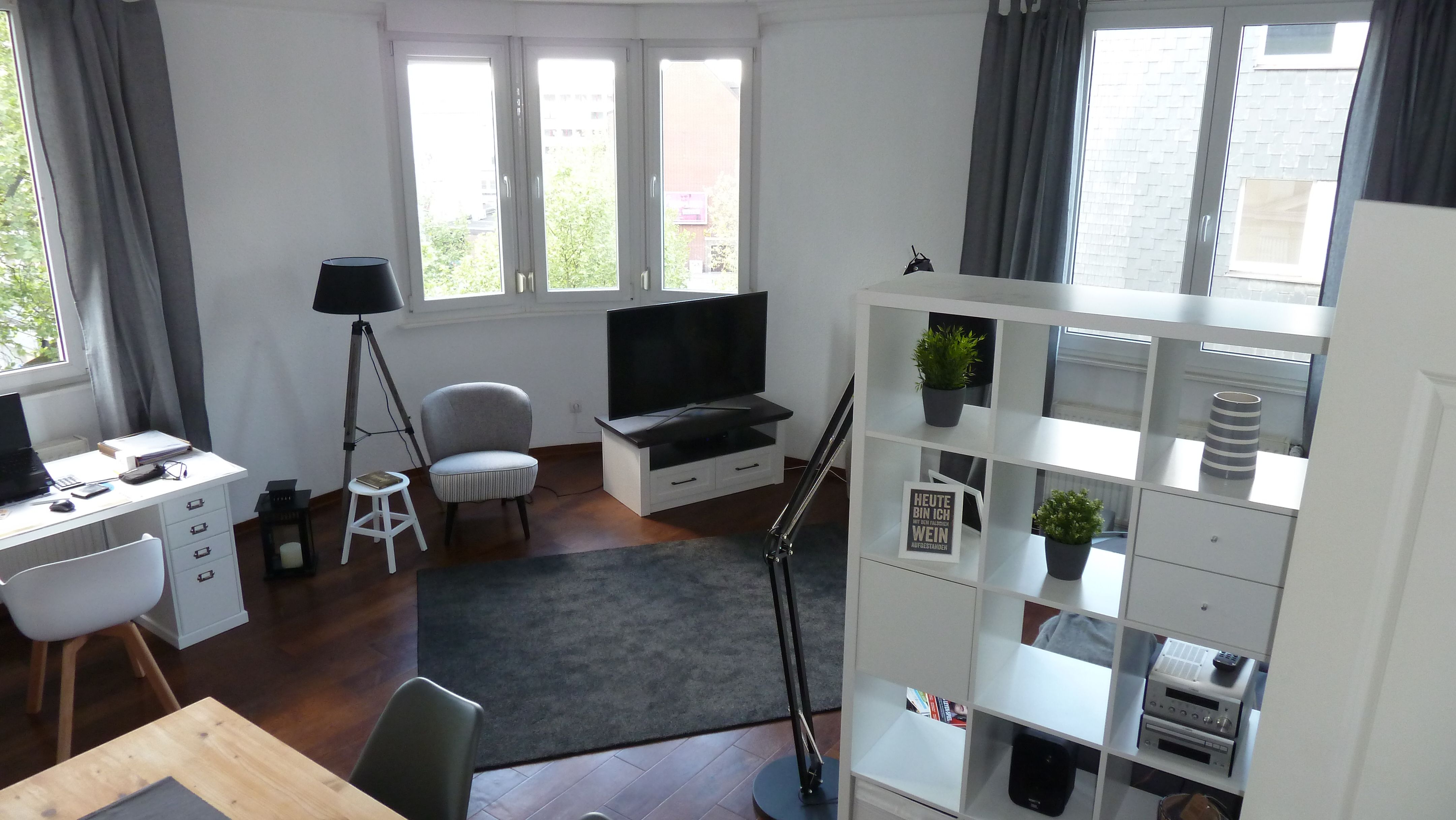  A 75-Square-Meter, Fully Equipped Apartment With Charm In A Historic Building From The Wilhelminian   -  A 75-square-meter, fully equipped apartment with charm in a historic building from the Wilhelminian era  - Gallery -  14