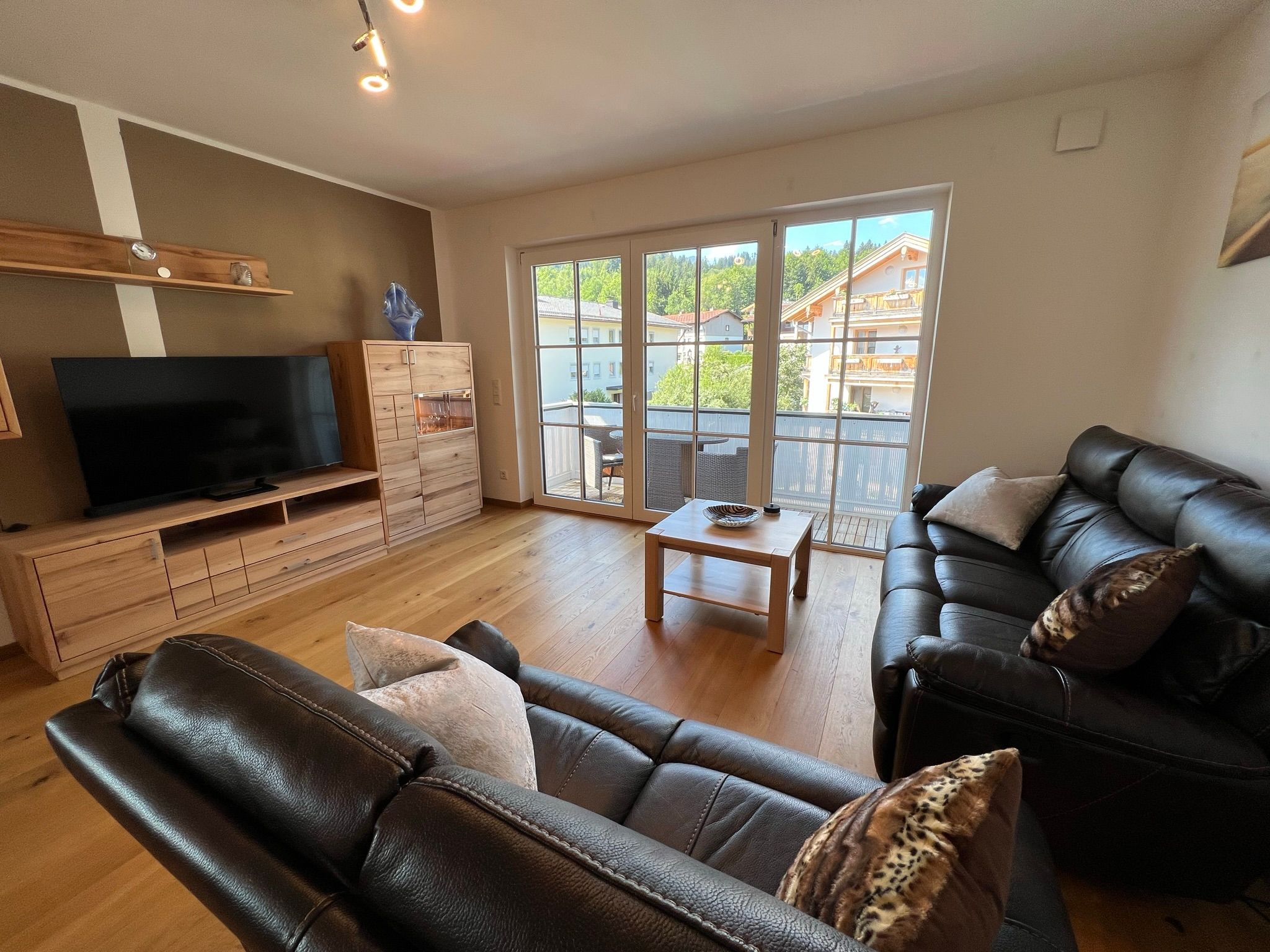 Pretty Apartment In Bad Wiessee - All Costs Included - TV, Internet, Heating, Water, ...  -  Pretty Apartment in Bad Wiessee - All costs included - TV, Internet, Heating, Water, ...  - Gallery -  8