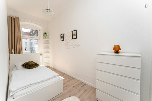 Bright single bedroom near the Jungfernheide Public Park