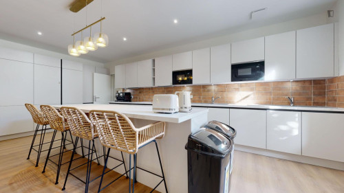 Good double ensuite bedroom near Parc Clemenceau - Gallery - 9