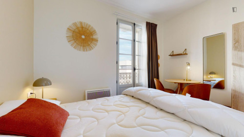 Comfy double ensuite bedroom in Gambetta