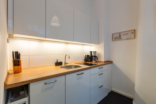 Modern furnished one-room apartment in Gesundbrunnenkiez