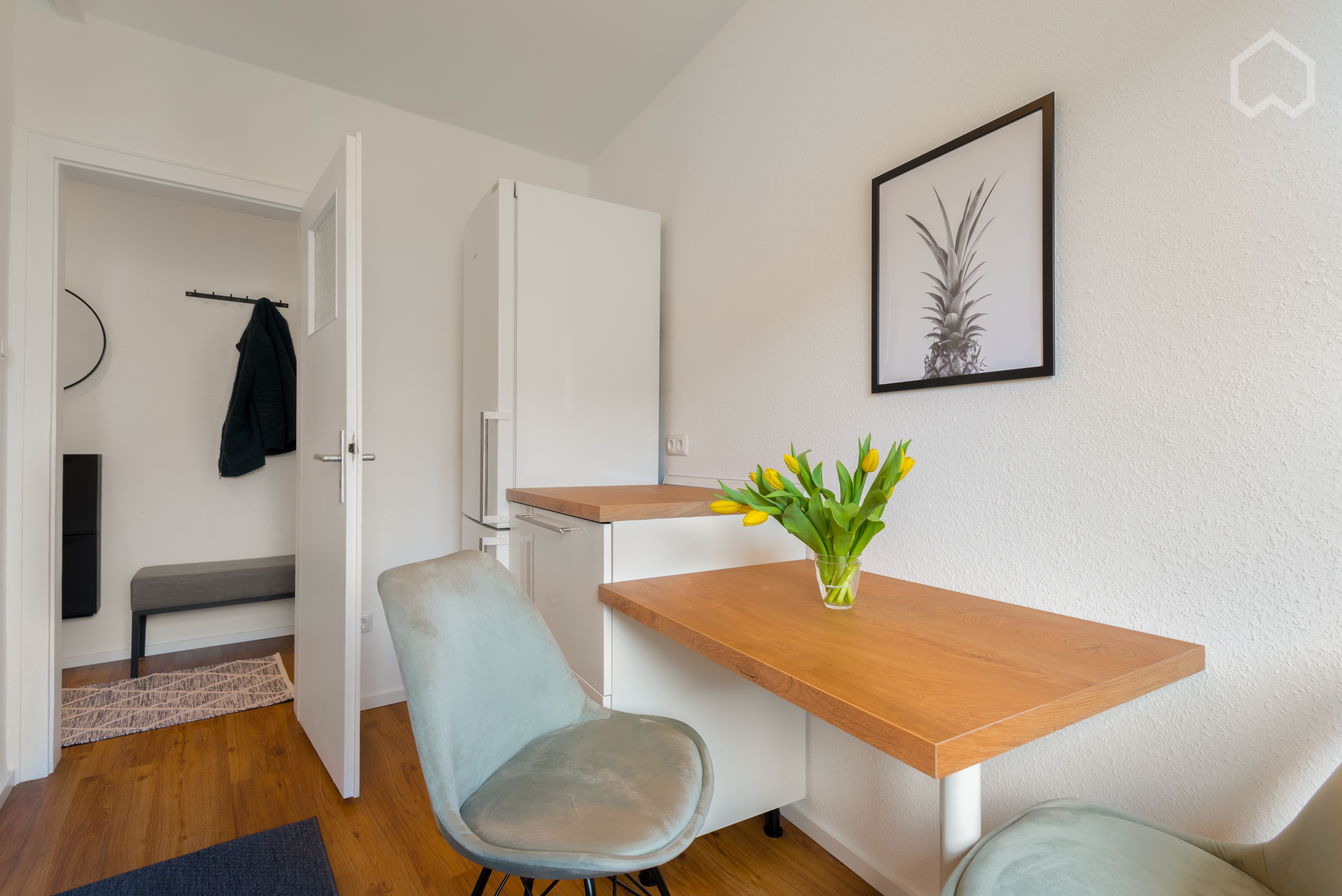 Great Fashionable Apartment Close To ECB And Riverside - 6