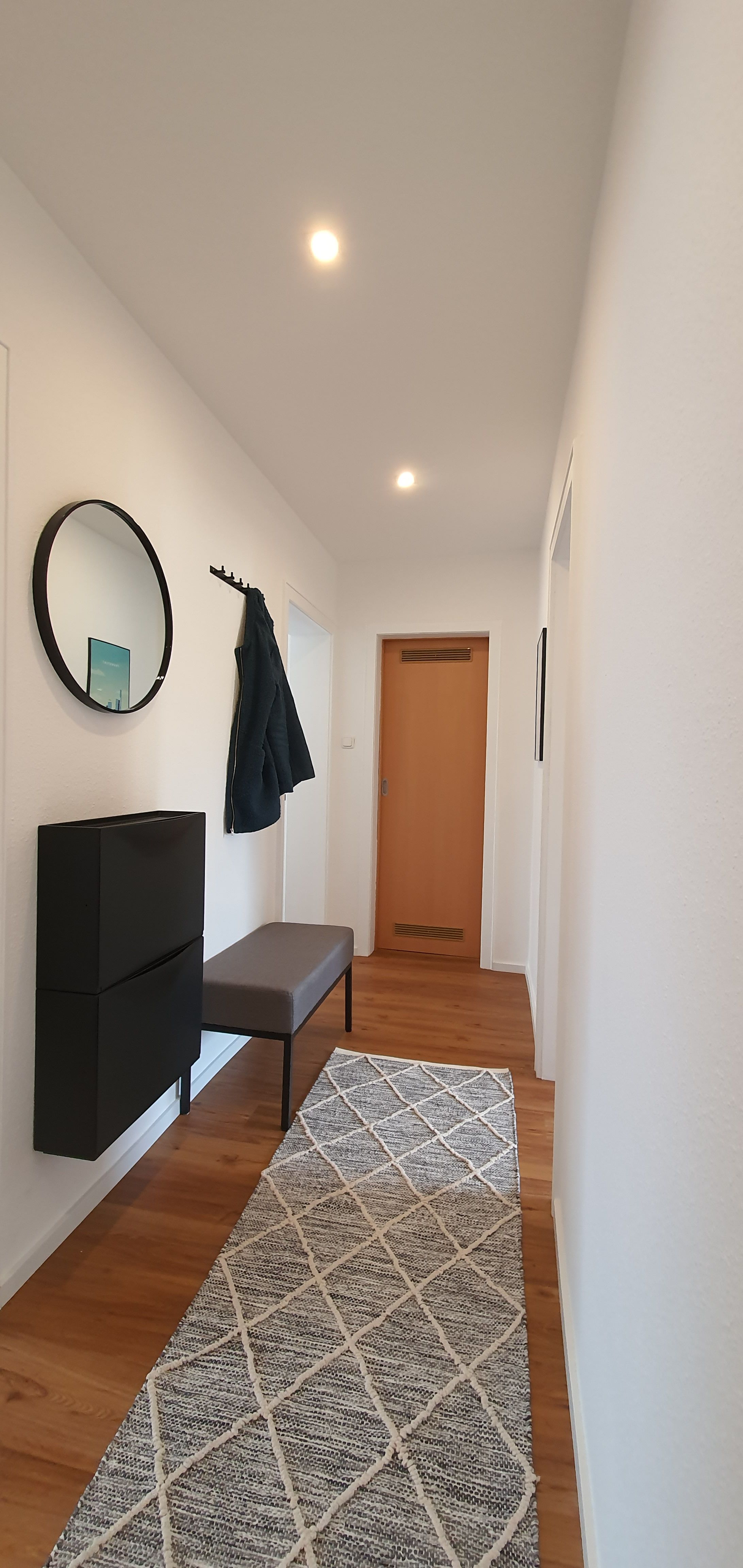 Great Fashionable Apartment Close To ECB And Riverside - 11
