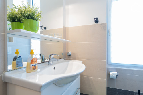 Quiet suite close to city center