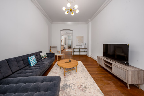 Exclusive, sunlit period apartment in prestigious Wilmersdorf