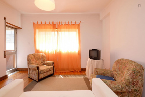 Modern Studio with Wi-Fi and Central Heating in Solum, Coimbra - Gallery - 17