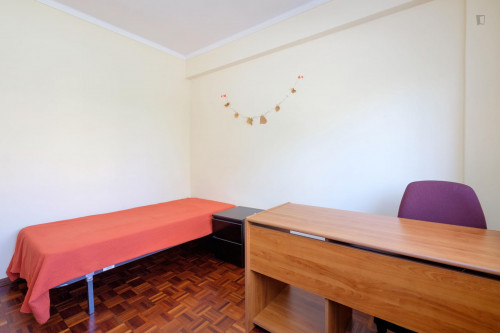Modern Studio with Wi-Fi and Central Heating in Solum, Coimbra - Gallery - 25
